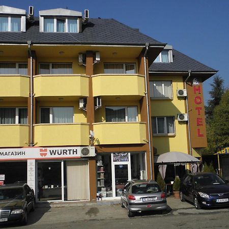 Hotel Pilevski بلاغويفغراد المظهر الخارجي الصورة