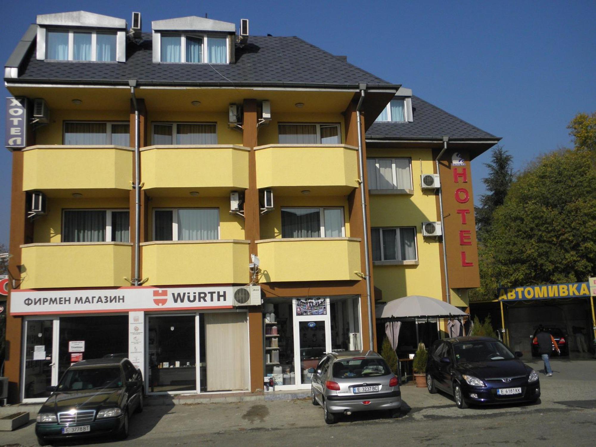 Hotel Pilevski بلاغويفغراد المظهر الخارجي الصورة